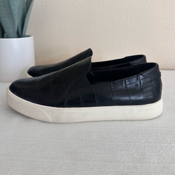 Cole Haan GrandSeries Croc Black Leather Slip On Casual Sneakers Women’s 8B - Picture 4 of 13